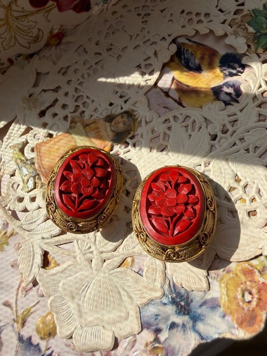 Jewelry - Vintage Red Floral Carved cinnabar Earrings with Gold Tone Frame